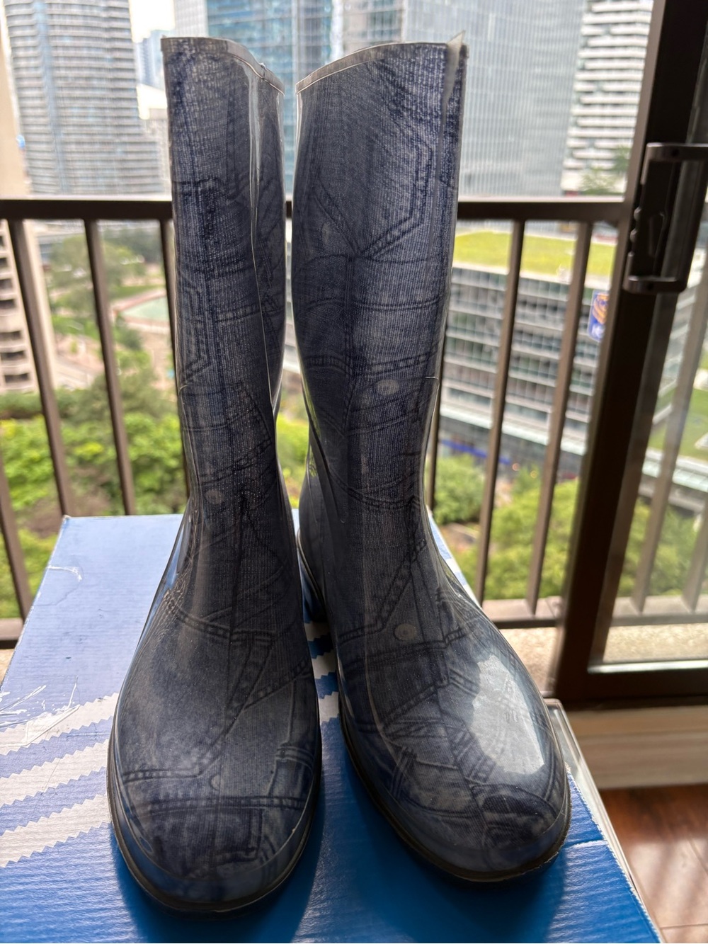 “Denim” rain rubber boots tall size 38 with socks - Picture 8 of 9